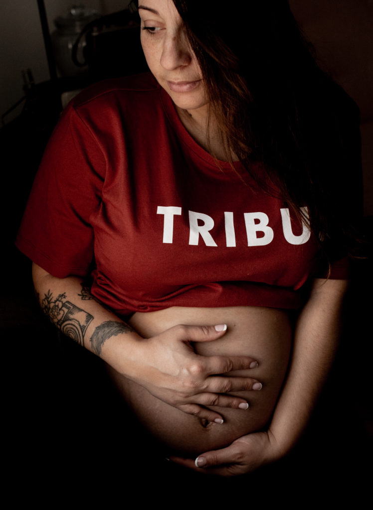 Dalale Shoeir Photographe maternité - - photographe maternage proximal paris - photographe allaitement et matrescence paris - reportage photo nouveau né naturel seine et marne - documenter le maternage a domicile - dalale shoeir photographe