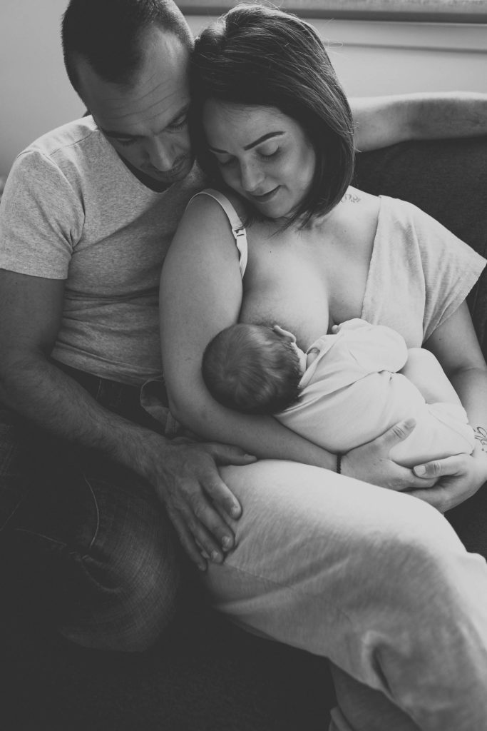 photographe maternié allaitement maternage nouveau né
